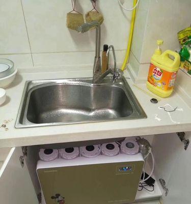 荣事达手机的硬格操作详解（掌握荣事达手机的硬格技巧，解决常见问题）