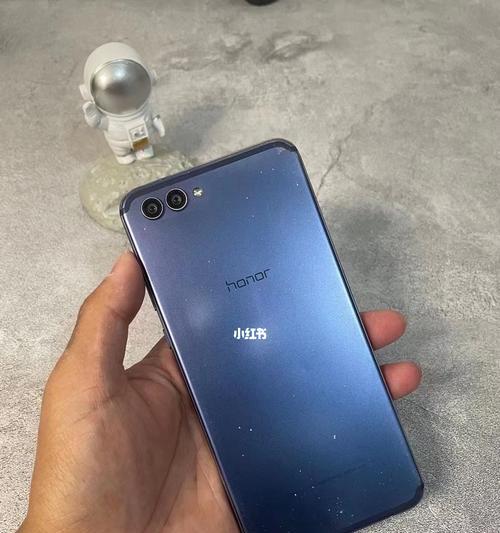 华为V10（揭秘华为V10的卓越性能和创新功能）