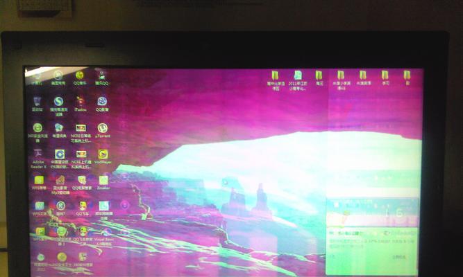 电脑开不了机，显示屏却亮着？！（故障排除及解决方法大揭秘）